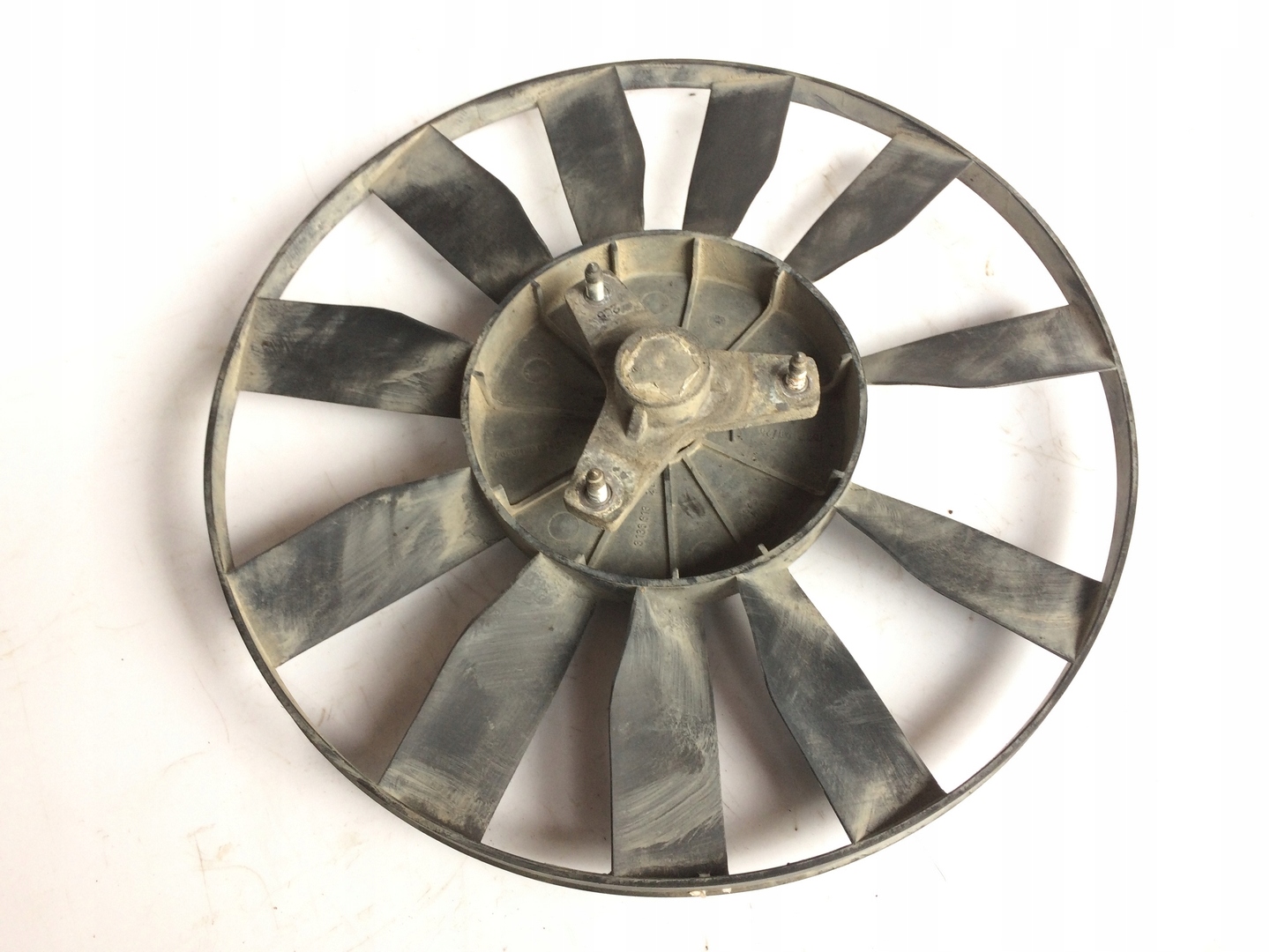 ventilátor chladiče VW PASSAT 3136613205 VW