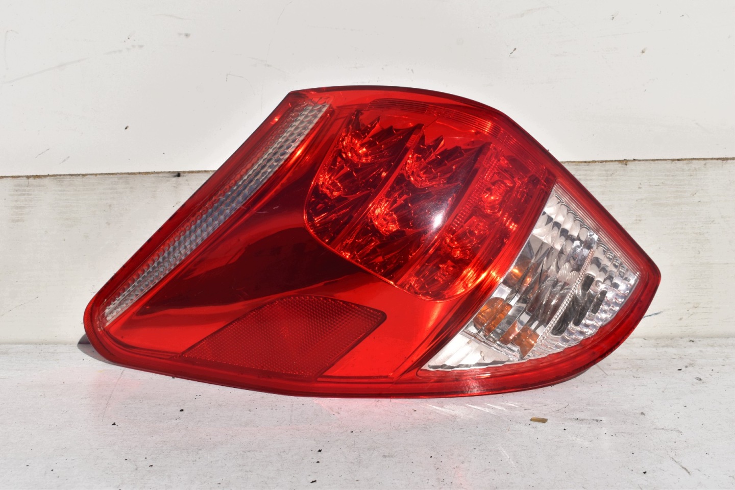 light left rear part TOYOTA RAV4 III 2006-2010R EU
