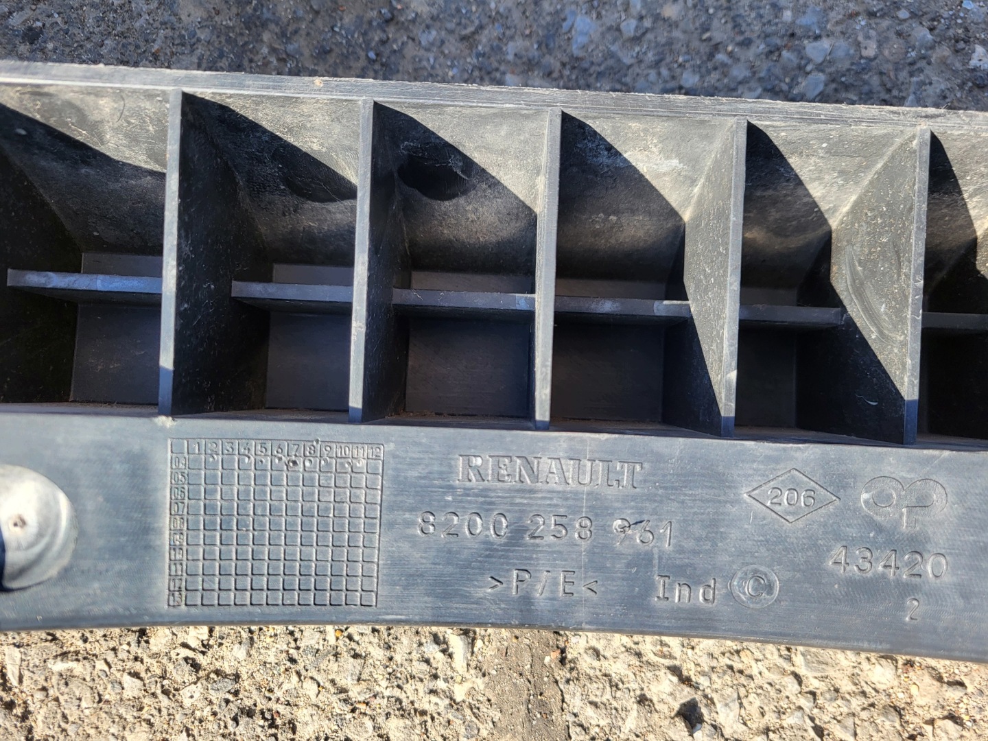 RINFORZO PARAURTI Supporto Traversa Paraurti posteriore ABSORBER RENAULT MODUS e 1 8200258961
