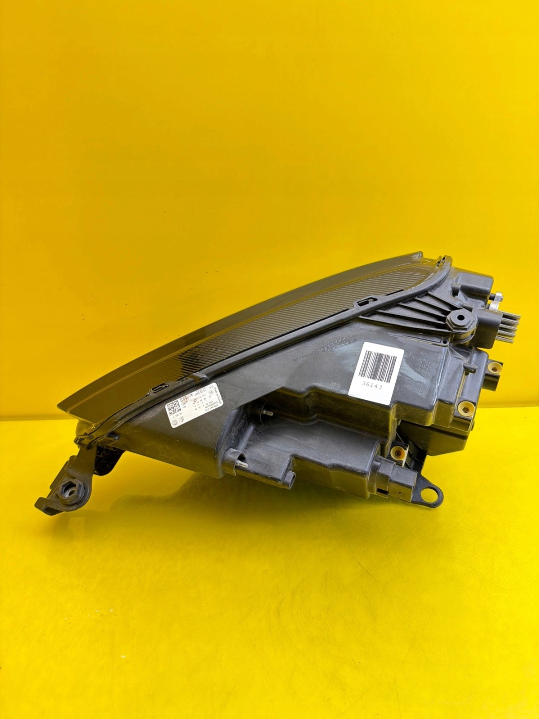 light right Skoda Karoq 57B Led Lift 57B941010
