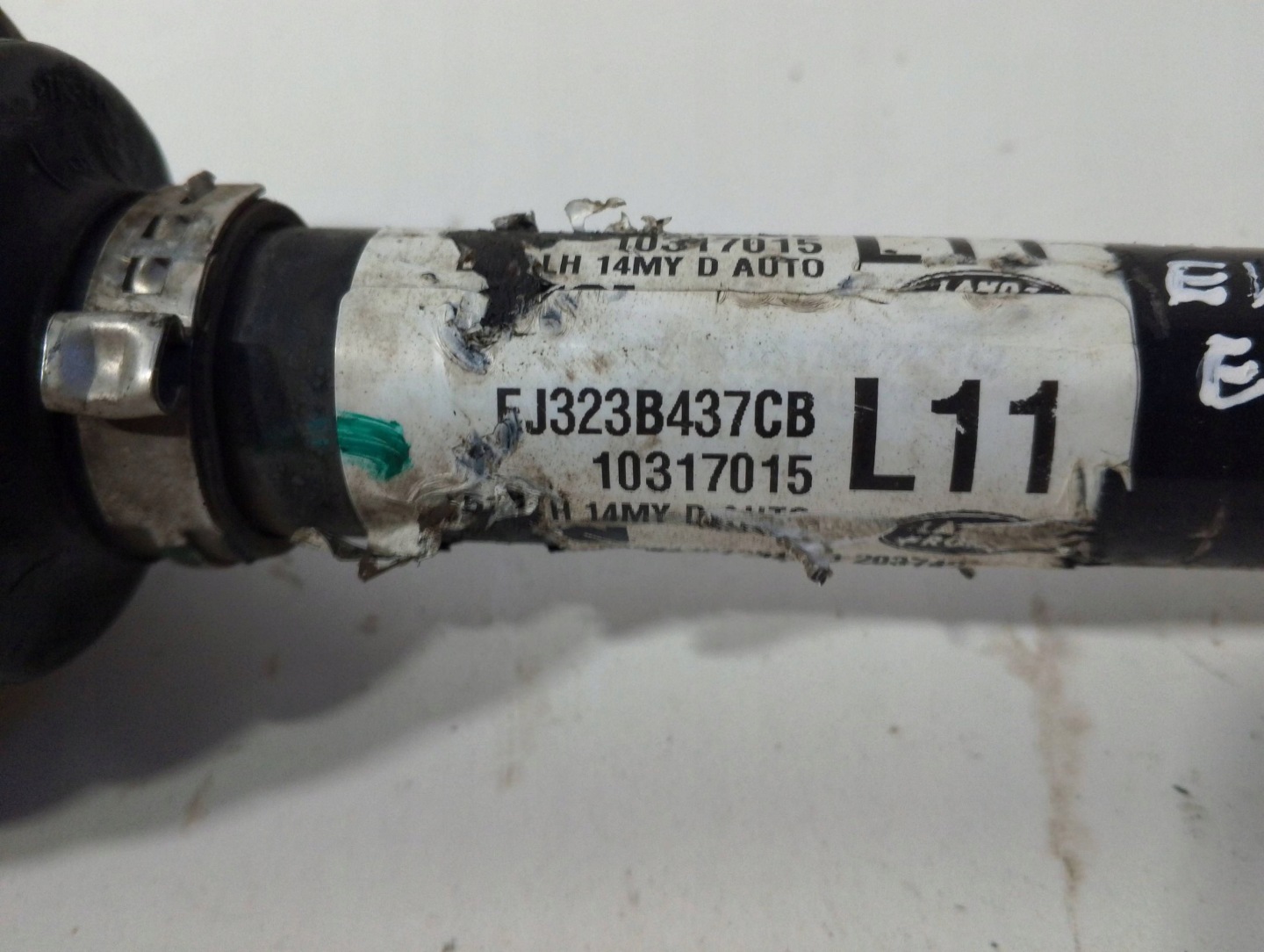 JAGUAR E-PACE RANGE EVOQUE L538 semi-axis front left FJ323B437CB (A495)