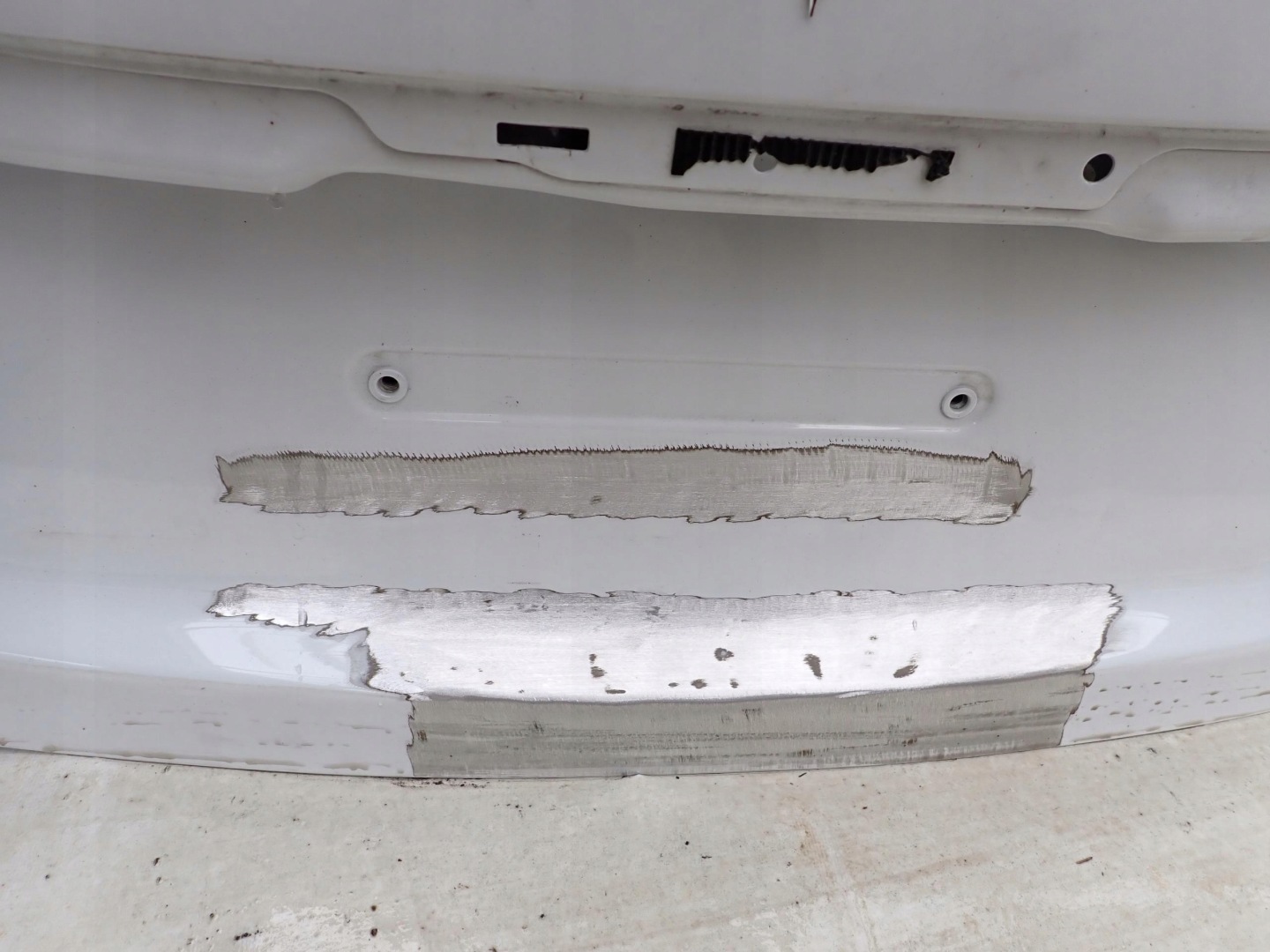 TESLA MODEL S 12-> boot door rear