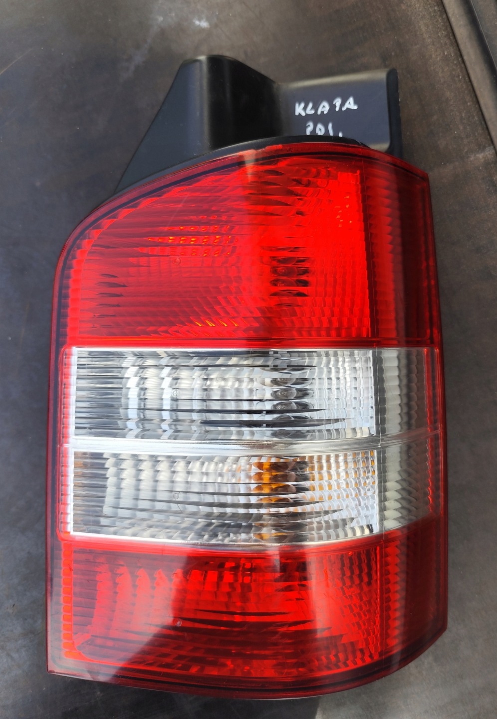 VW T5 LIFT light rear rear part trunk door cover boot right originál