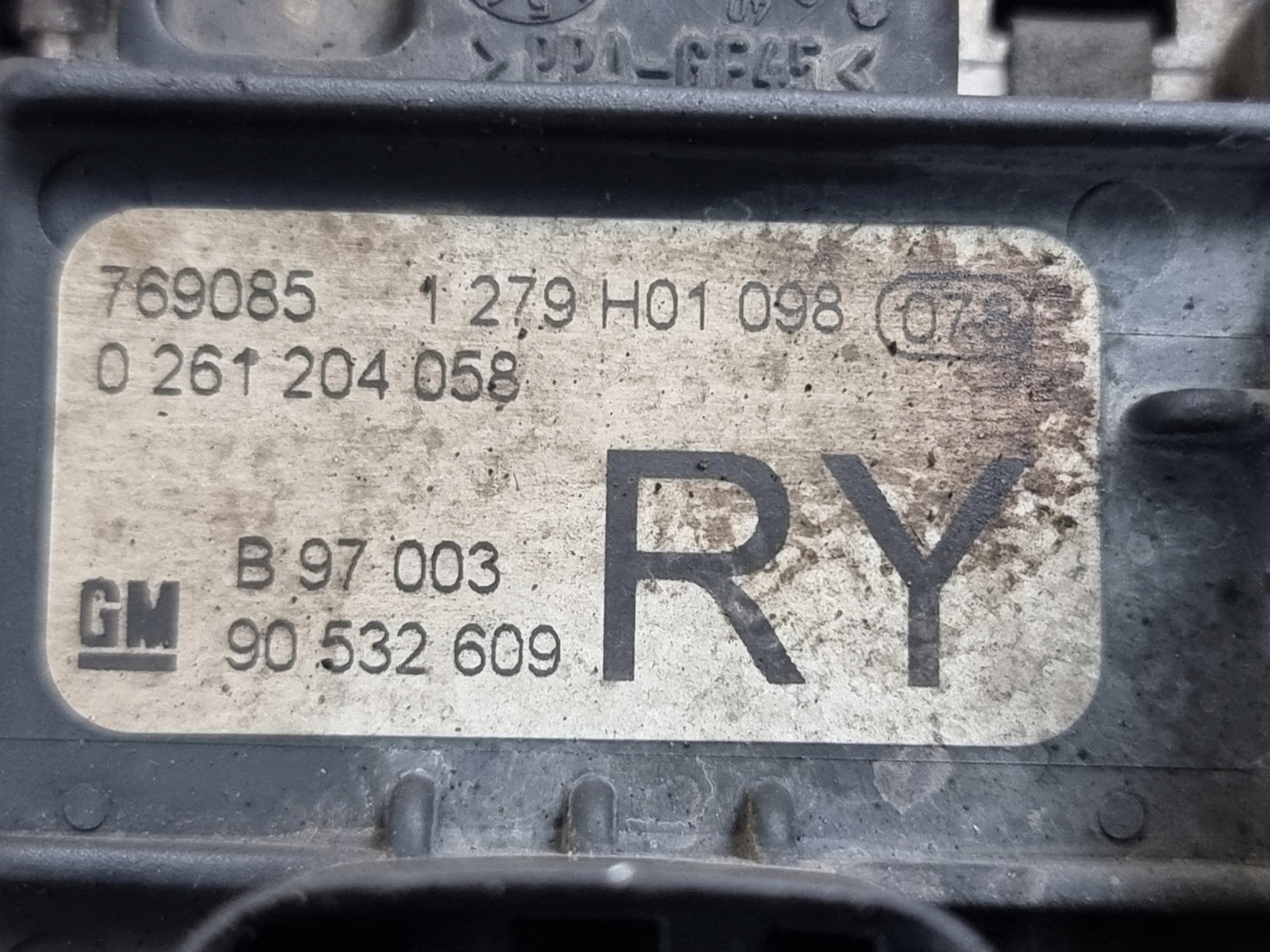control unit computer of the engine OE 90532609RY OPEL CORSA B 1.0B 40kW 97r