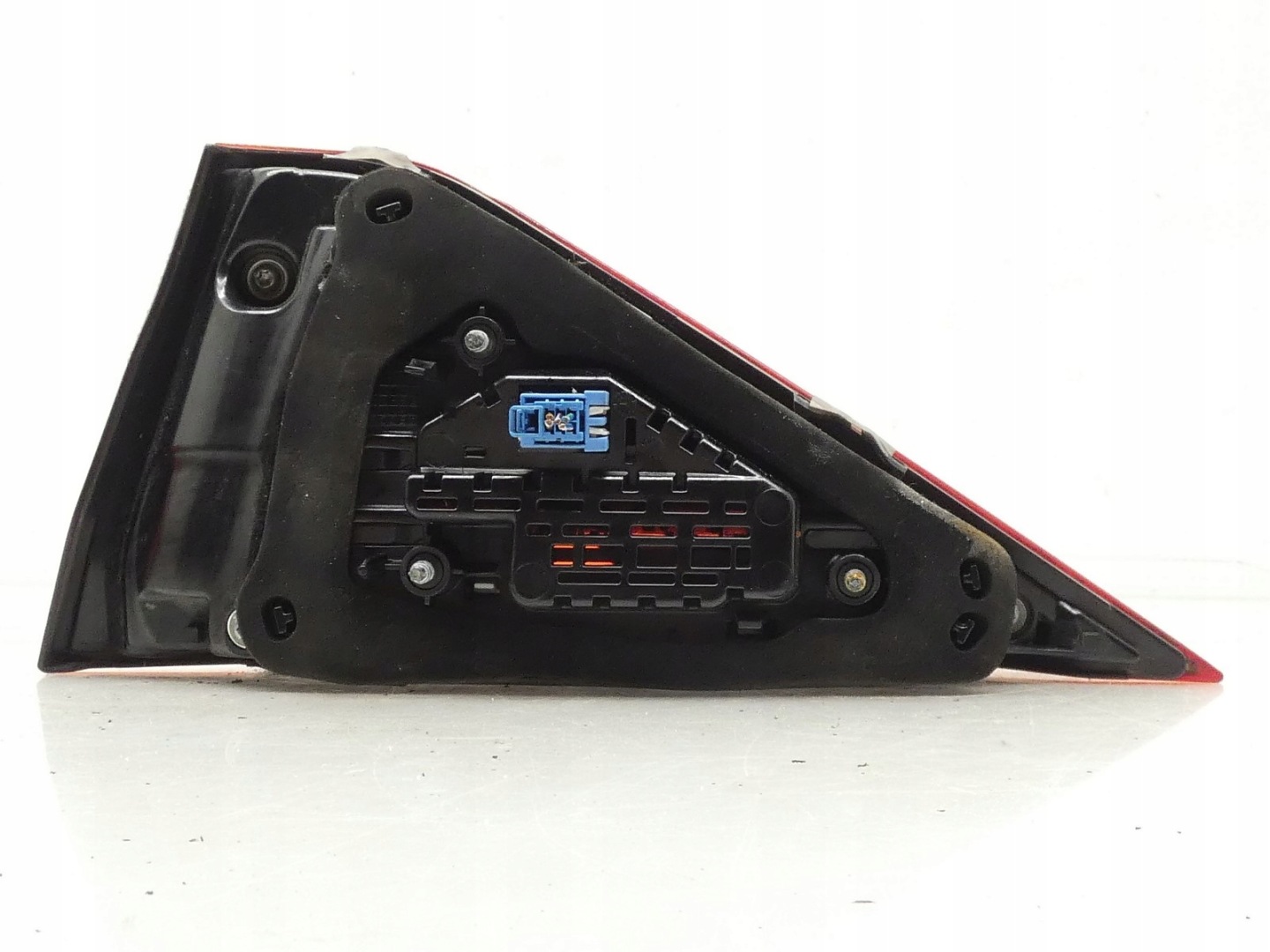 light left left rear part rear to the bonnet AUDI A1 82A II 82A945093C