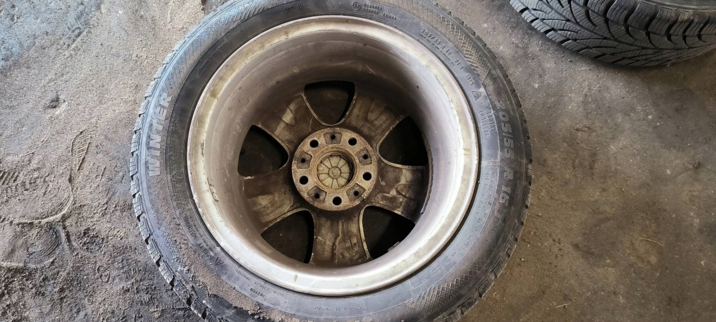disc KOMPLET 16'' 5X120 6779696 BMW E87 116D LIFT