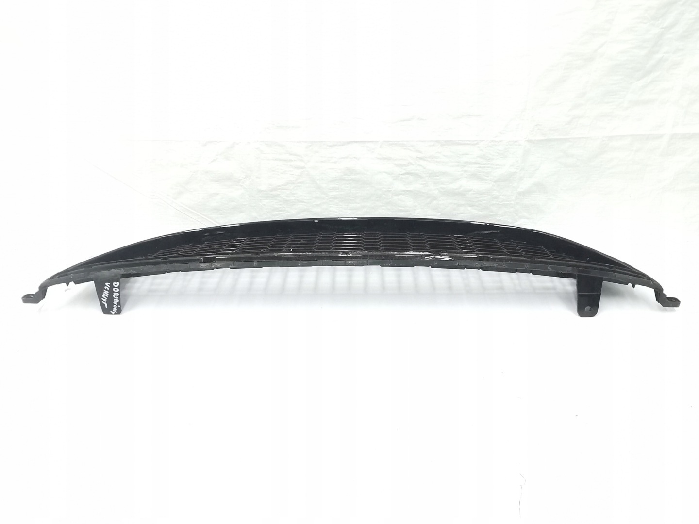 grid of a bumper front KIA CEED II GT 86560-A2500