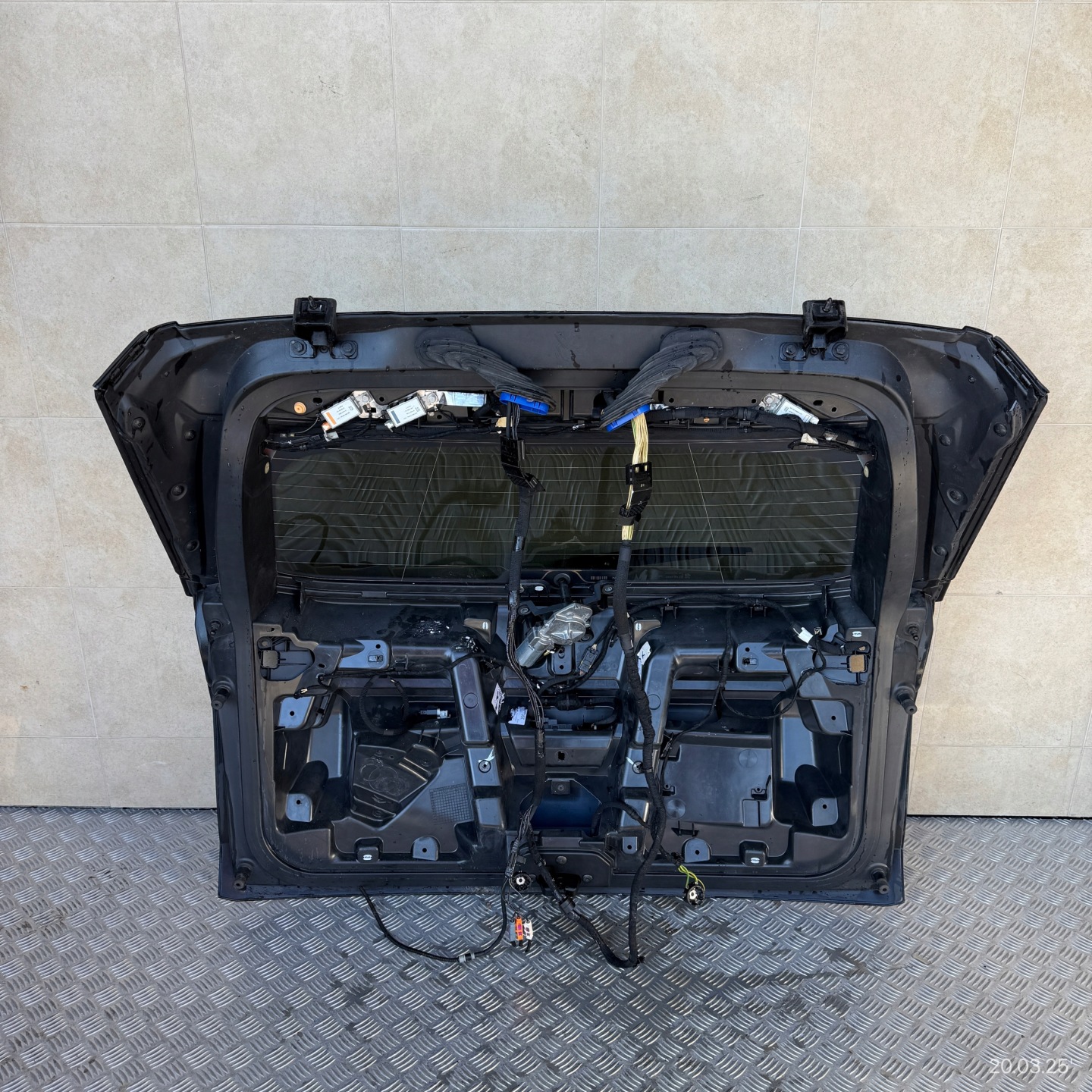 boot doors complete PEUGEOT 3008 II GT-LINE 2017 ROK KAMERA