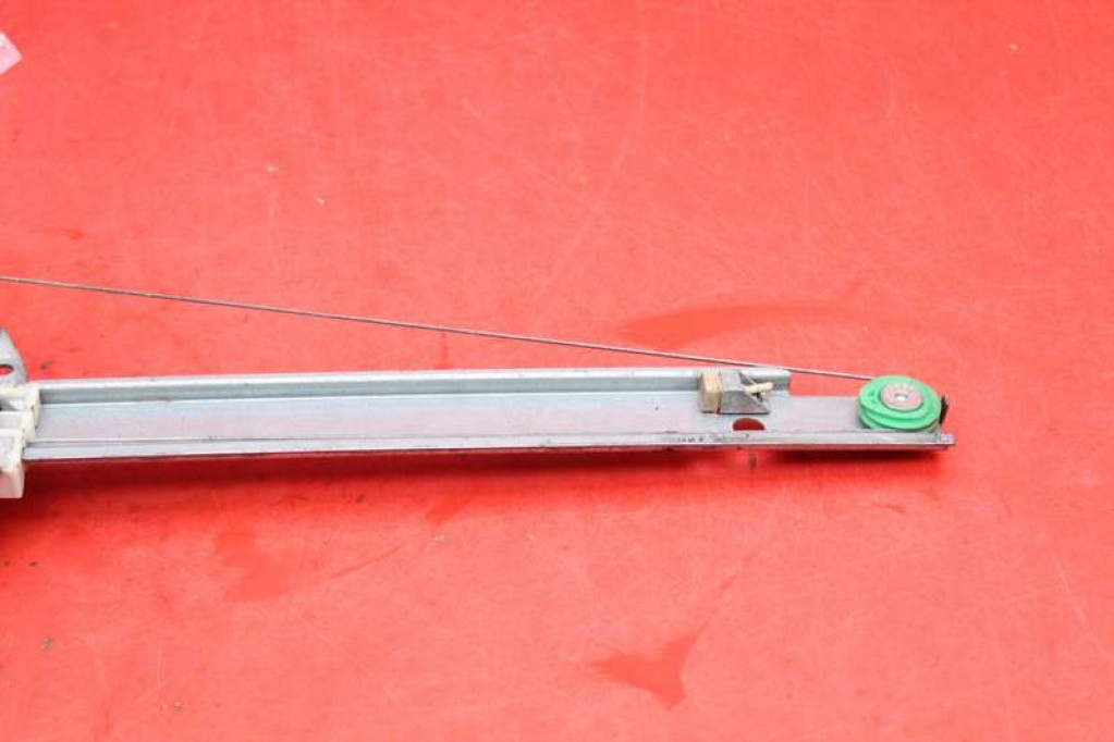 window regulator right front EU A9067200146 MERCEDES SPRINTER W906 06-19