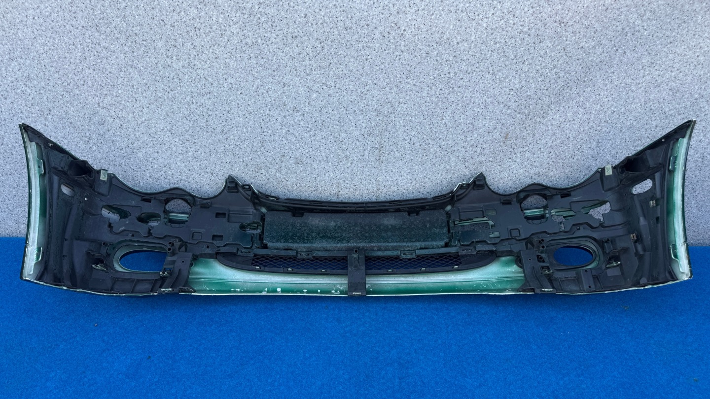 MERCEDES C-KLASA W203 00-03 ROK bumper front + support grid CB106A