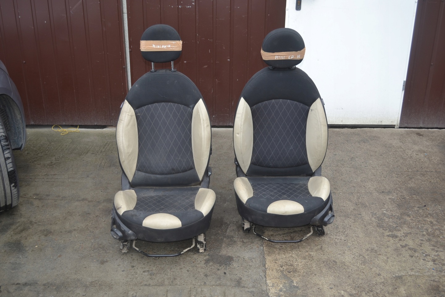 Sitze Halbleder MINI R55 CLUBMAN