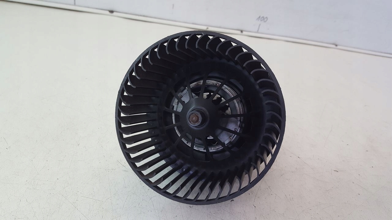 heating fan air conditioning devices Ford Focus III 2,0