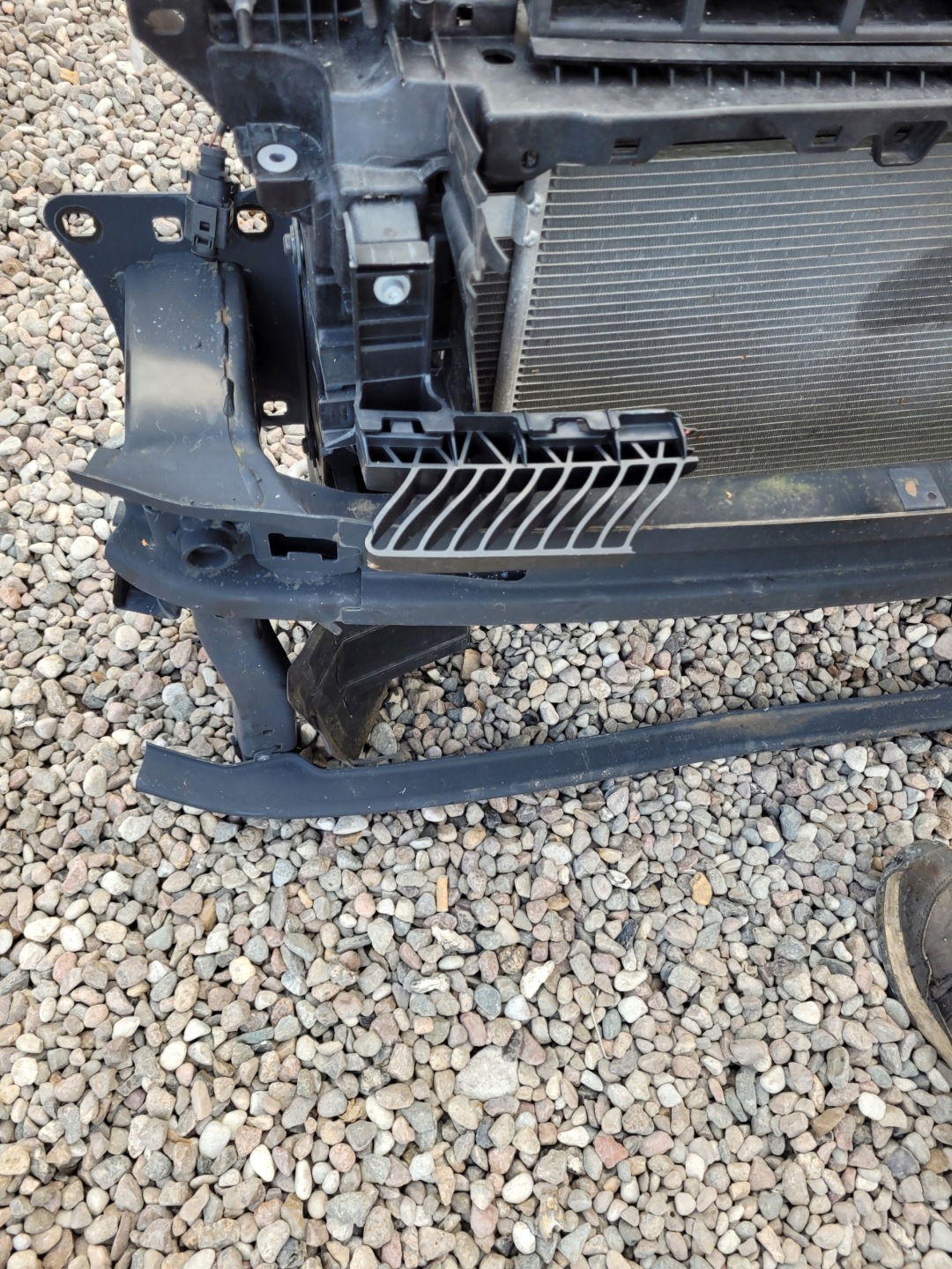 support panel for radiators radiator sider VW VOLKSWAGEN POLO 2G