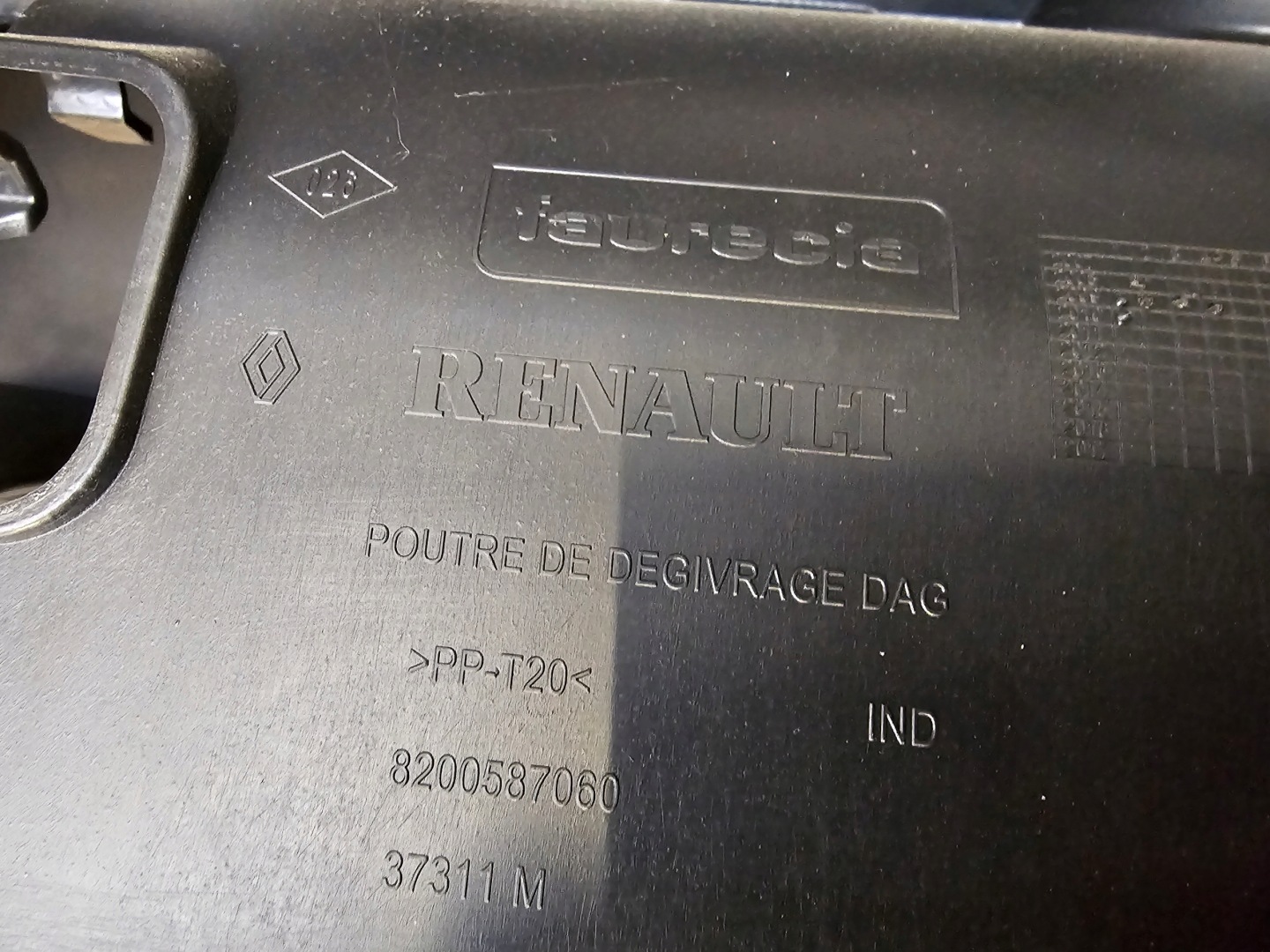 RENAULT KANGOO III dashboard instrument panel console