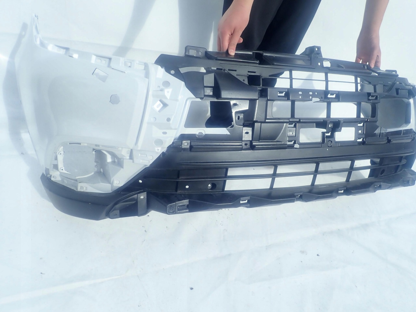 MITSUBISHI OUTLANDER III 3 LIFT 15- bumper front