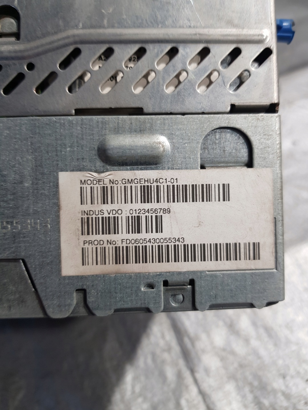 RADIO FABRYCZNE OPEL ZAFIRA B 13188465