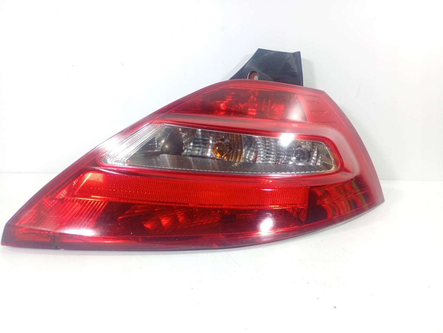 Renault Megane 2 II FL Hatchback 05-09 light right rear OE 8200413216