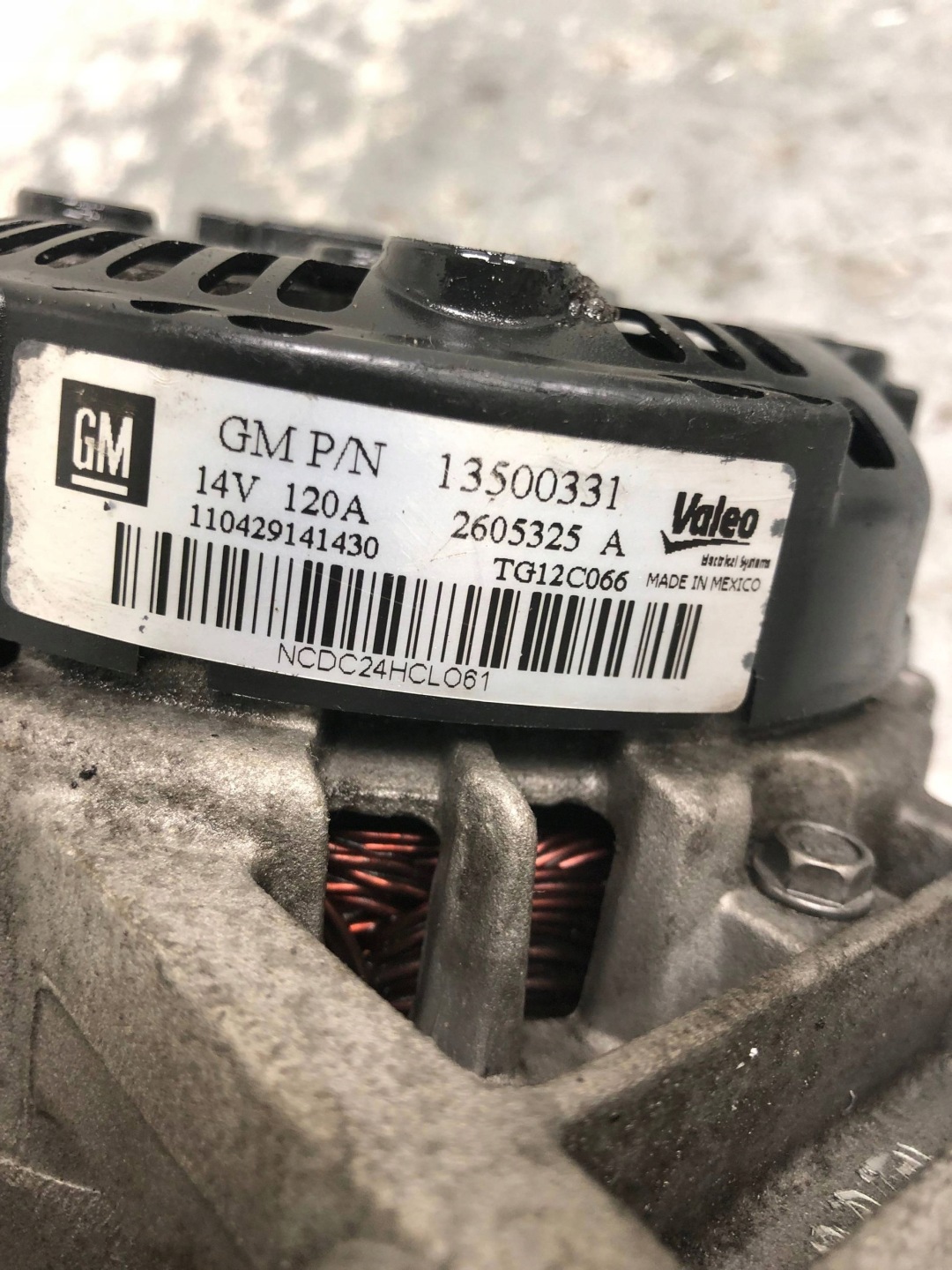 ALTERNATOR OPEL INSIGNIA A 2.0T 13500331