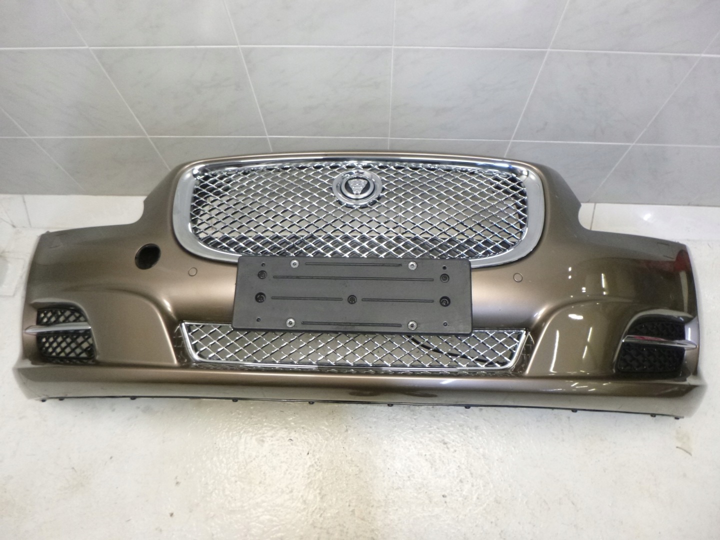 JAGUAR XJ X351 FRONTSTOSSSTANGE VORNE 4 PDC