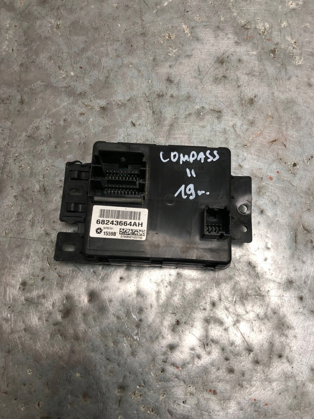 module control unit of the air conditioning JEEP COMPASS II 68243664AH