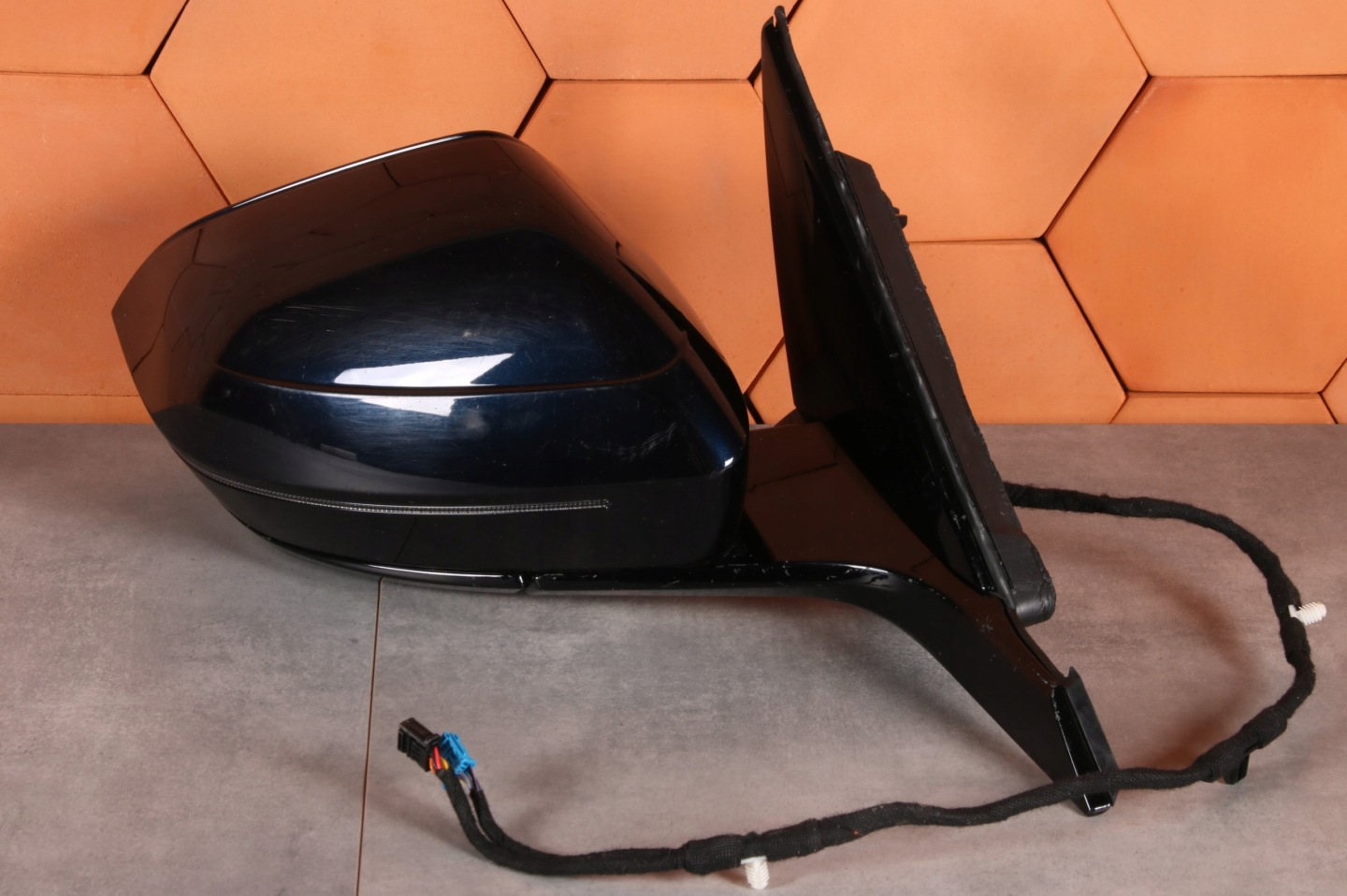BMW G60 G61 G70 mirror right support cover indicator NAPED 5A292C7