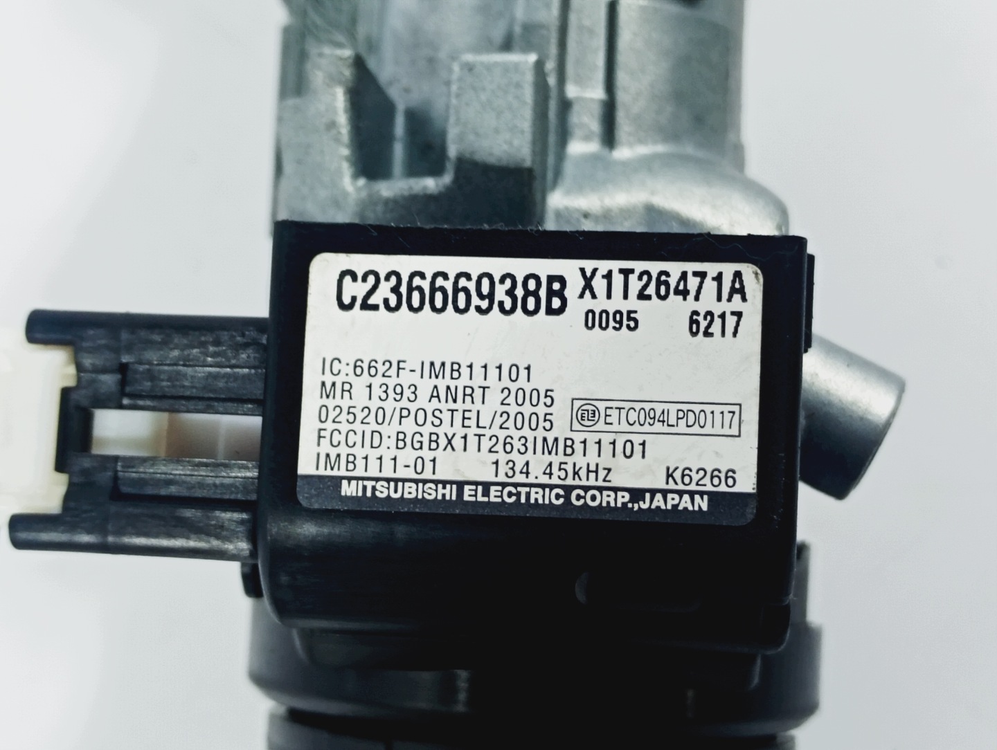 ignition Z KLUCZYKIEM MAZDA 5 V 05-15 OE C23666938B
