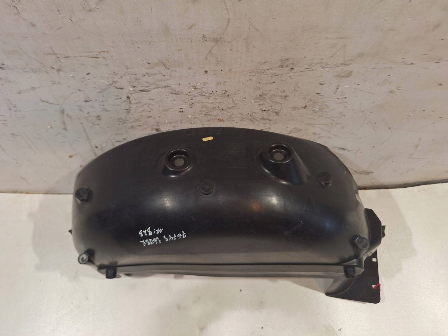 mudguard rear part right 93867907 RENAULT TRAFIC III VIVARO B 14