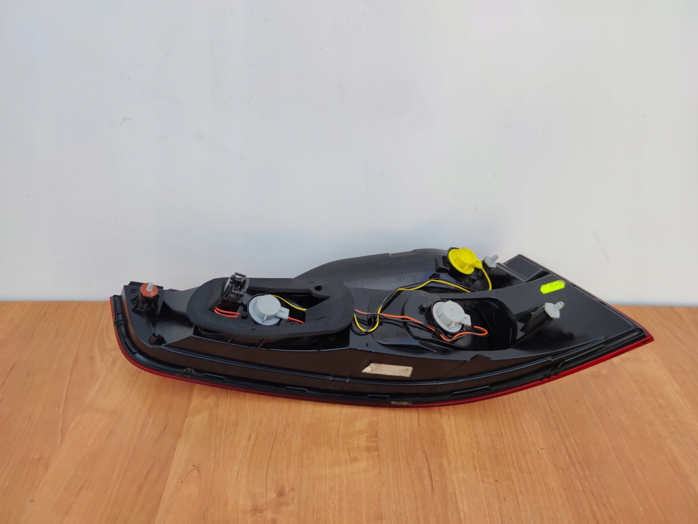 AUDI Q7 4L right light rear part rear CIEMNY the centre