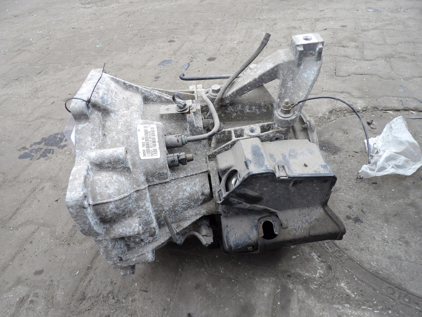 Ford Focus MK2 1,6B 74KW 101KM Getriebe 3M5R7002NJ