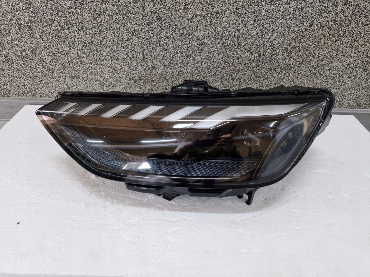 light left Audi A4 S4 RS4 8W LIFT Full Led Matrix black