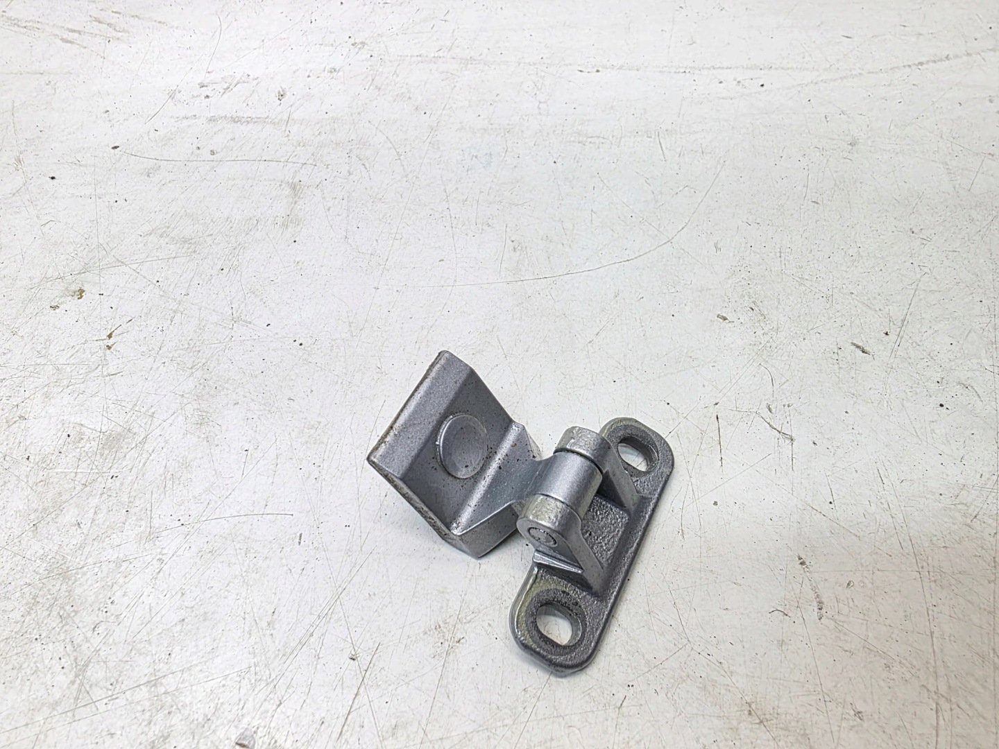 Scharnier heckklappe rechts oder links heck AUDI Q4 E-TRON 971827299A