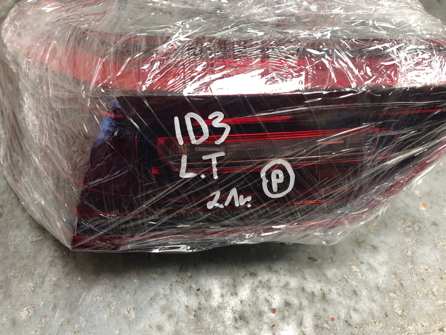 light left rear part VW ID3 ID.3 10A945207D