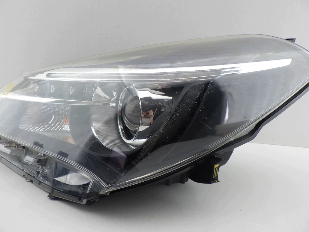 TOYOTA YARIS III LIFT LED 13- light front left