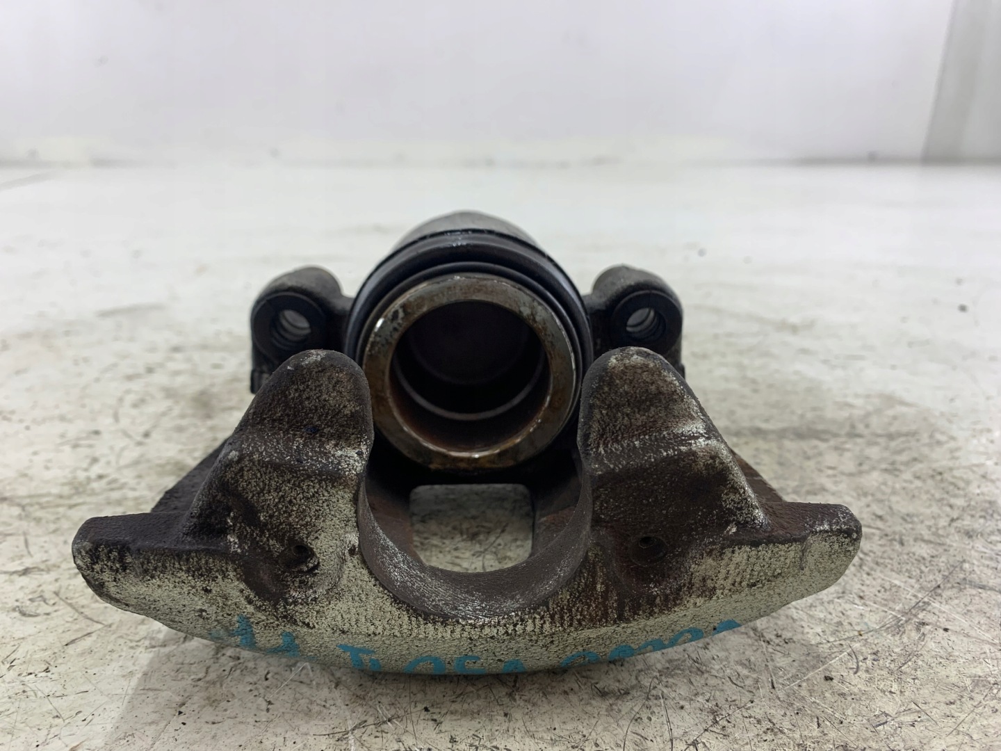VOLVO V50 II caliper brake right front