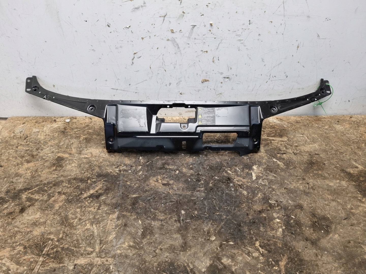 front upper panel iron 6Y0805303C SKODA FABIA and 1.4 16V