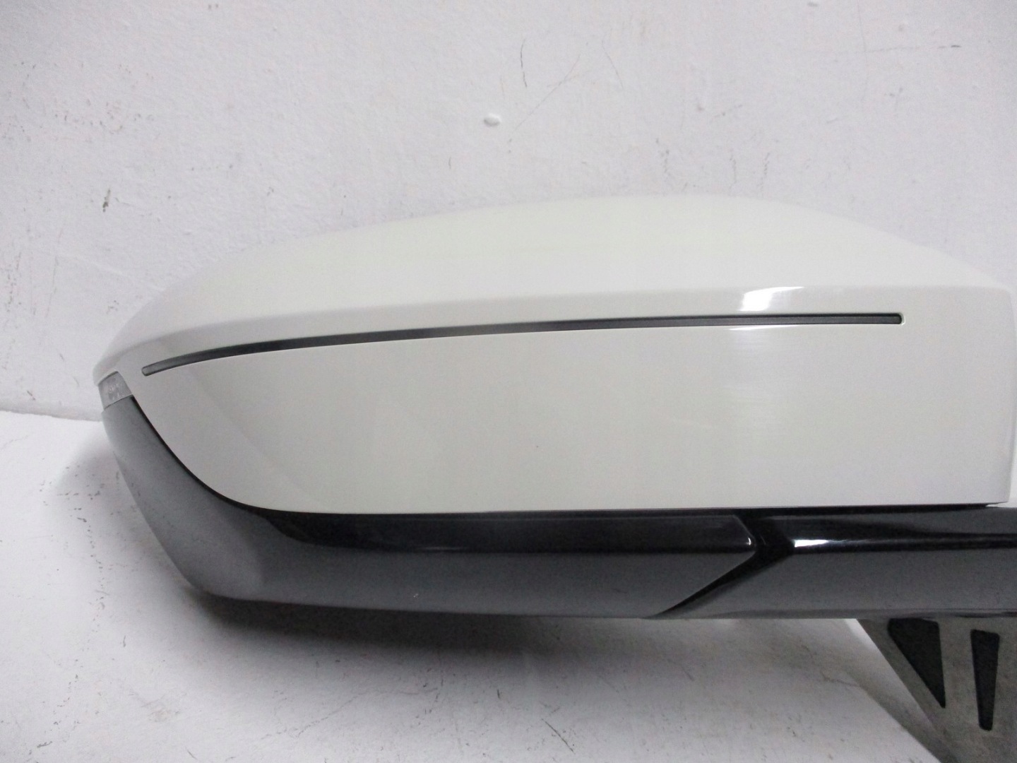Spiegel BMW IX 23R 9+6 Kabel neu rechts