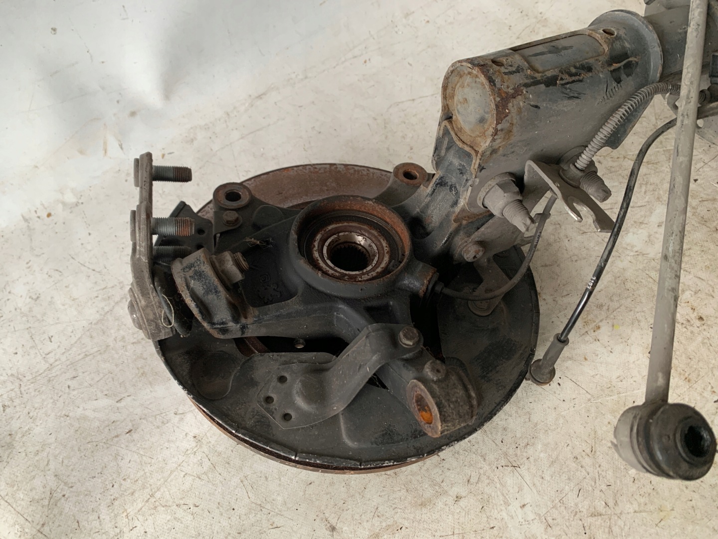 McPherson swing right PEUGEOT 308 II T9 HDI