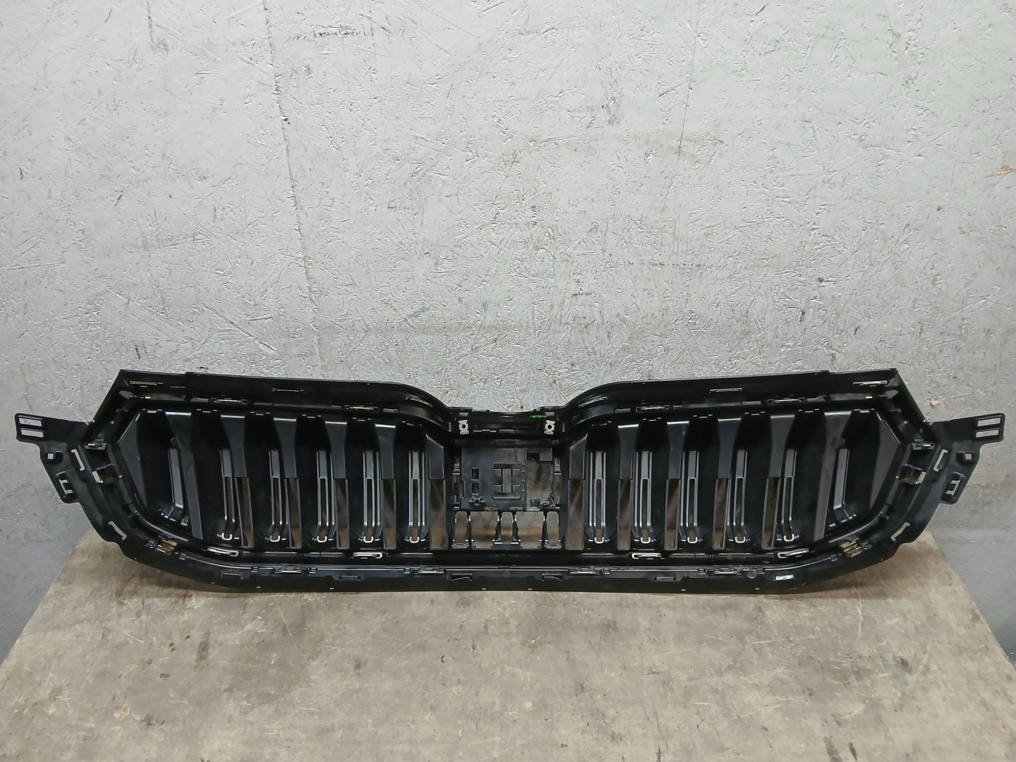 maska SKODA KAMIQ 658 658853653C