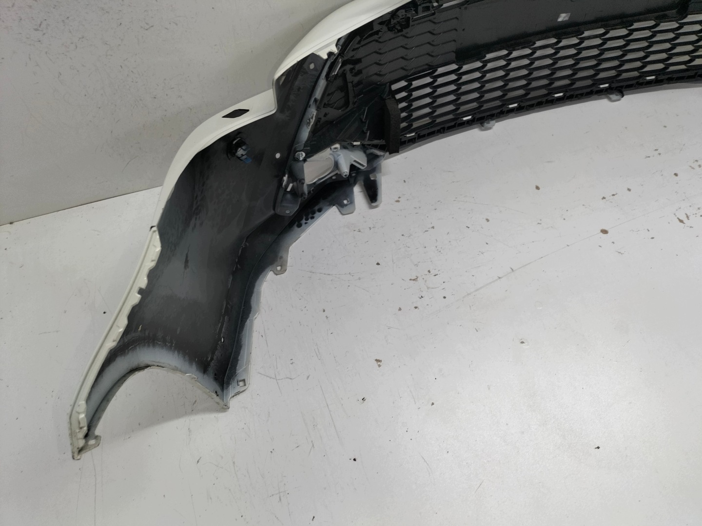 front bumper front TOYOTA COROLLA E21 18- KOMBI TREK