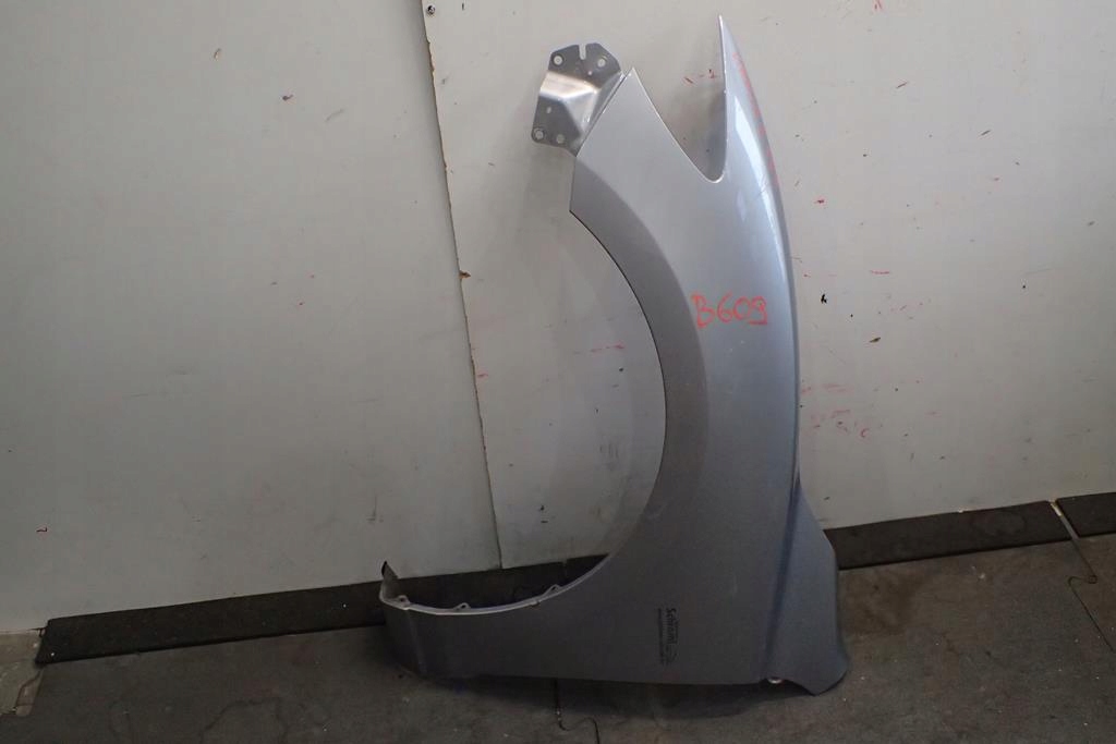fender front front left MAZDA 6 13