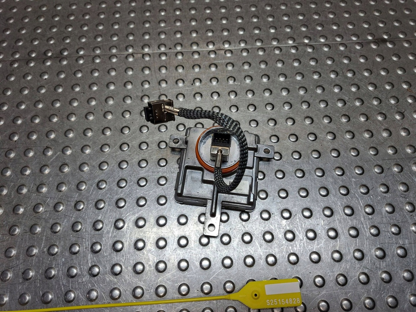 control unit XENON LAND ROVER EVOQUE II 19- 1036060061