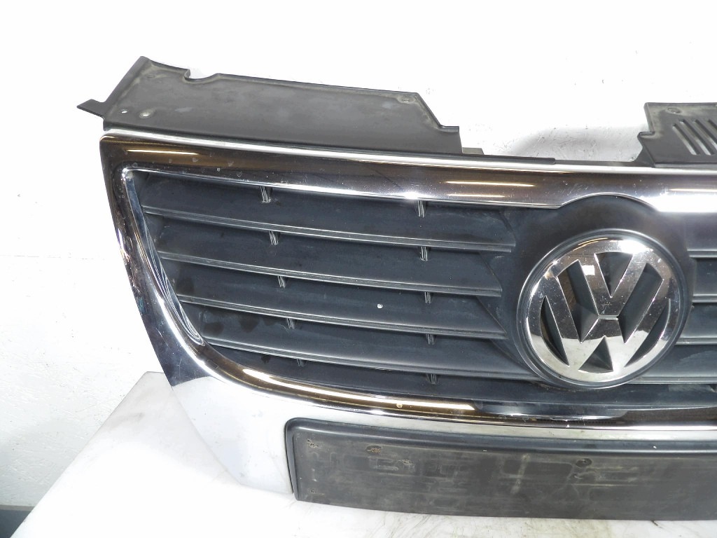 VW PASSAT B6 maska 3C0853651AF