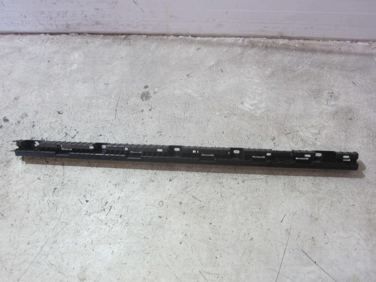 VOLVO XC90 II holder support console XC 90 left of the threshold left 31395857