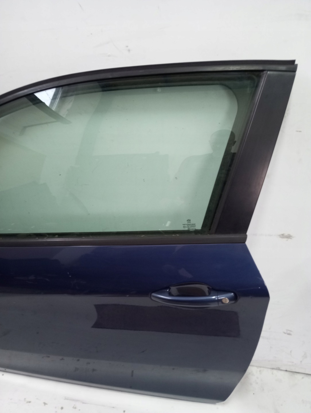 door left front PEUGEOT 208 and 3D ANGLIK