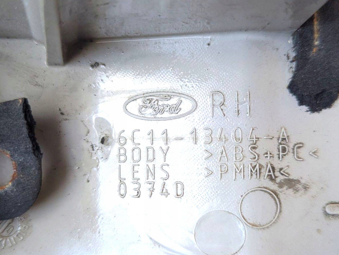 light rear right side Ford Transit 7 2010 6C11-13404-A