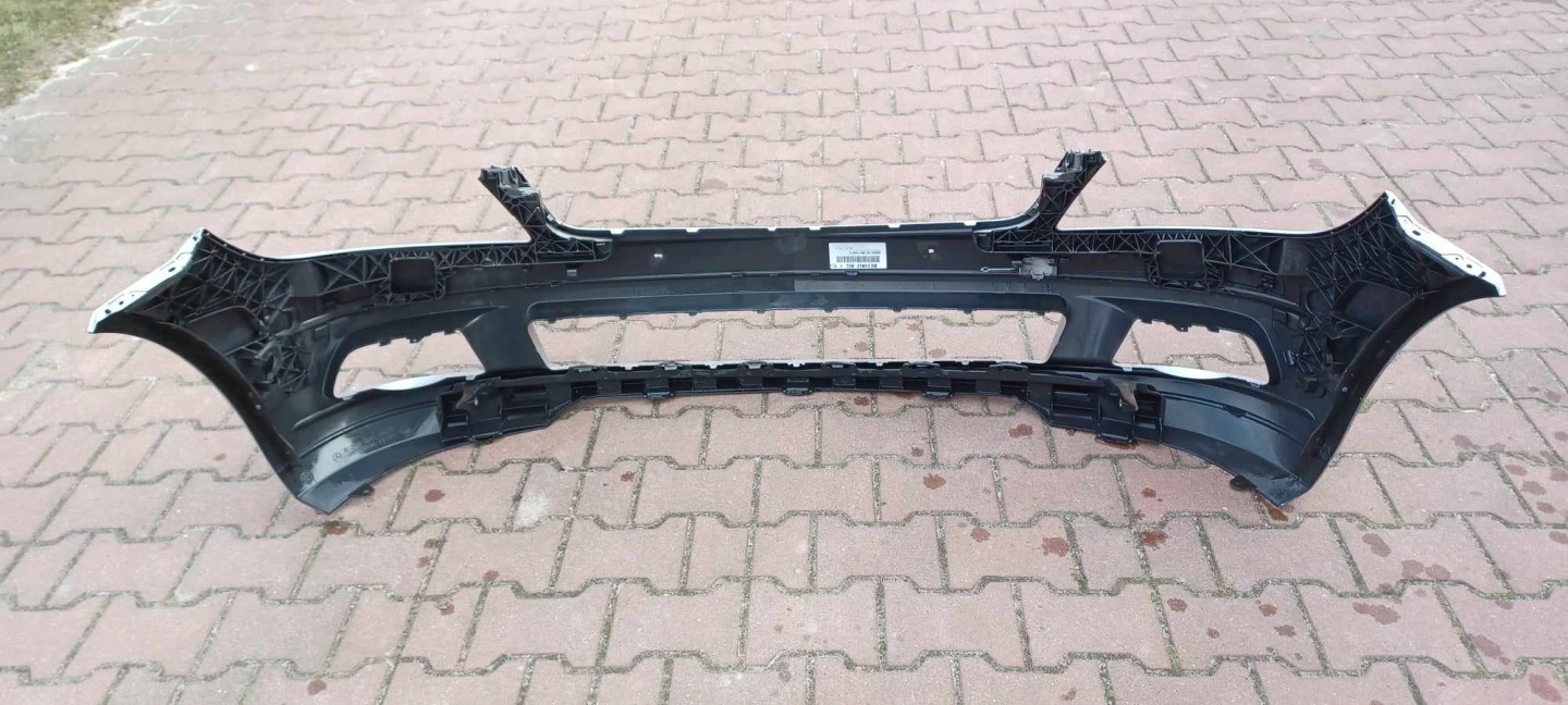 front bumper MERCEDES C-KLASA W204 A2048850025