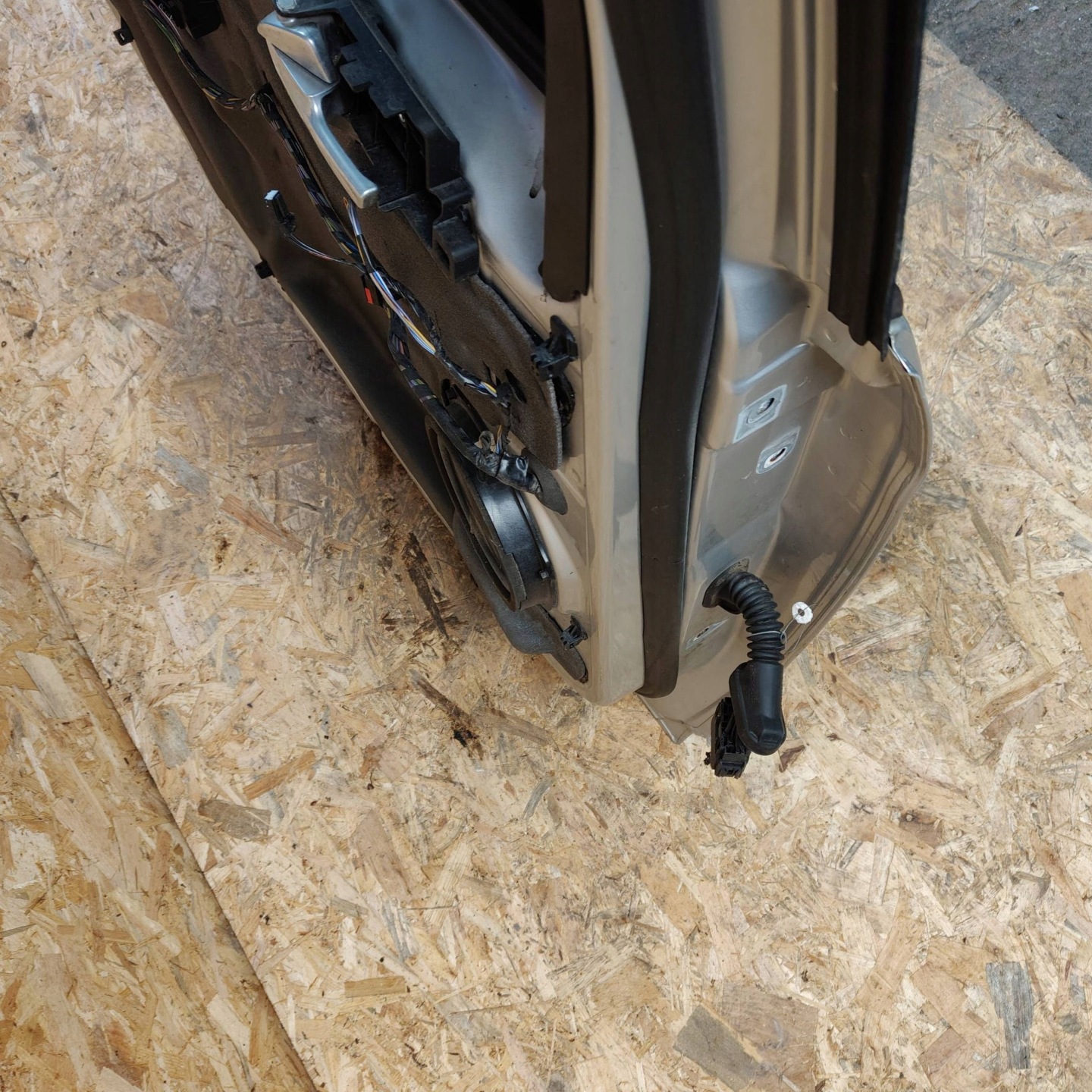 door rear. rear part side left Ford S-MAX