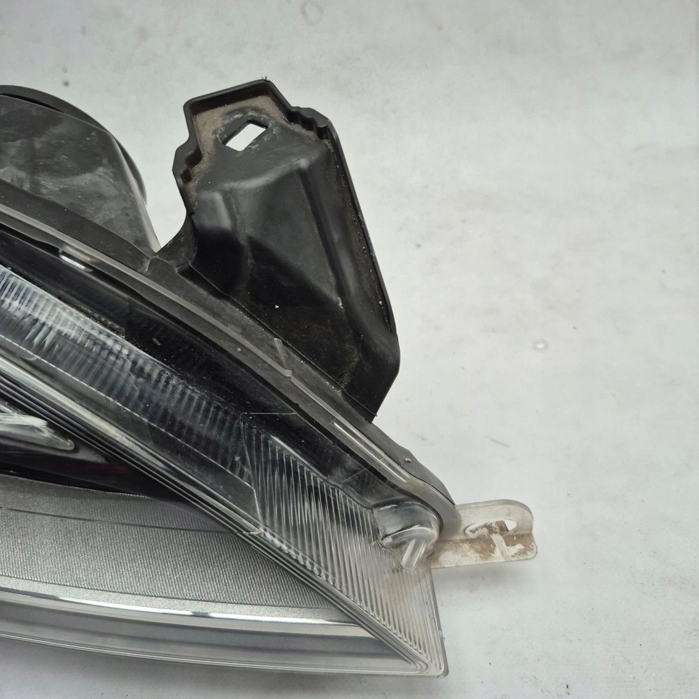 OPEL ASTRA IV J 09- light right front front XENON LED 13253651