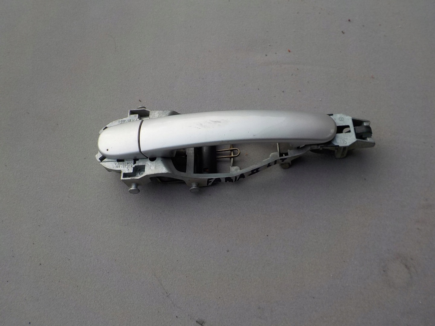 handle left rear part skoda fabia II HB 2007r