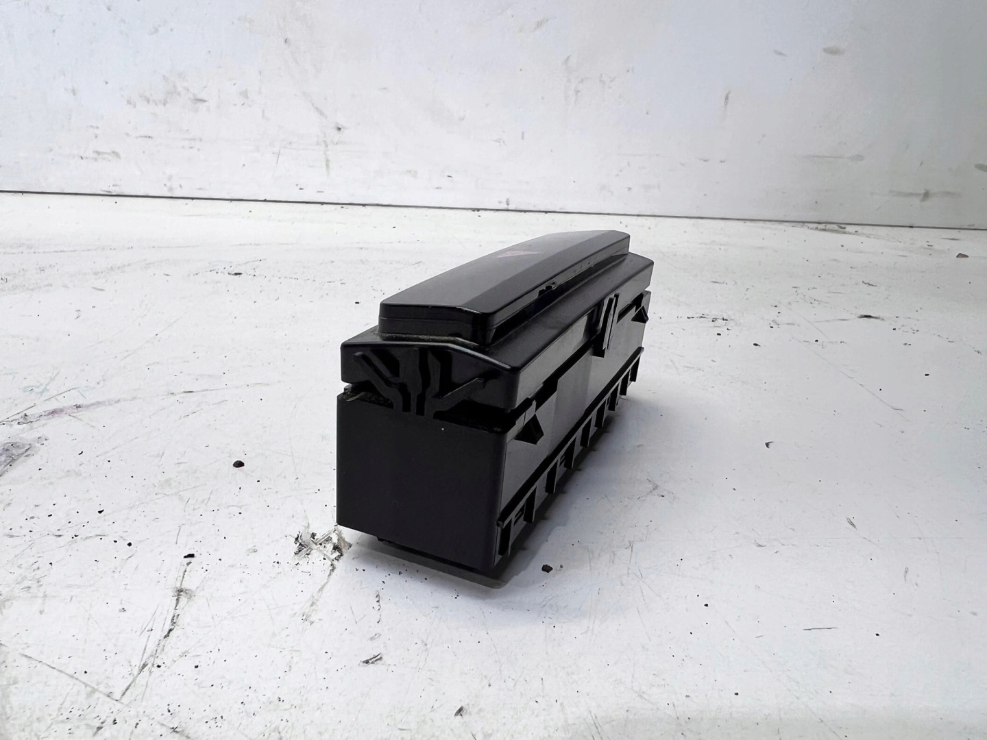 switch WIELOFUNKCYJNY AUDI Q4 E-TRON 85E925301P
